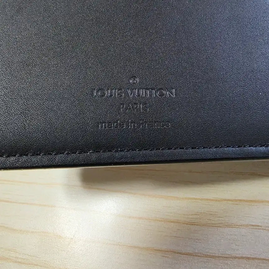 [SOLD OUT] 루이비통 다미에  반지갑 블랙(정품)