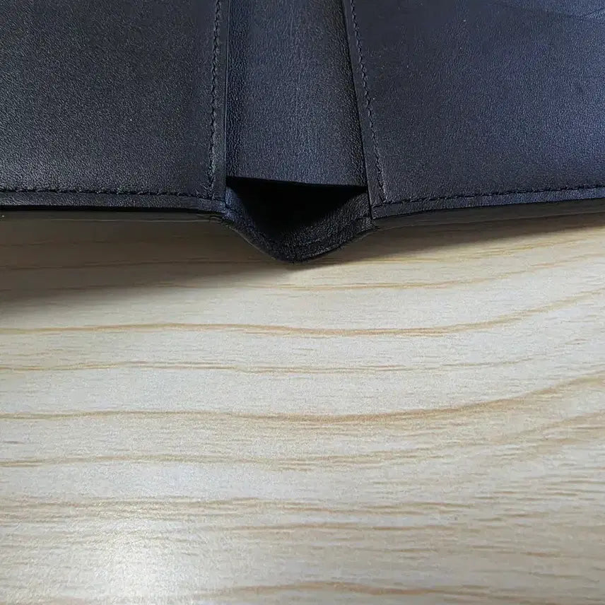 [SOLD OUT] 루이비통 다미에  반지갑 블랙(정품)