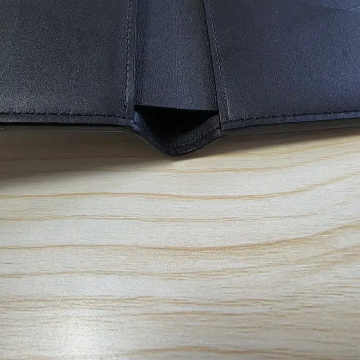 [SOLD OUT] 루이비통 다미에  반지갑 블랙(정품)