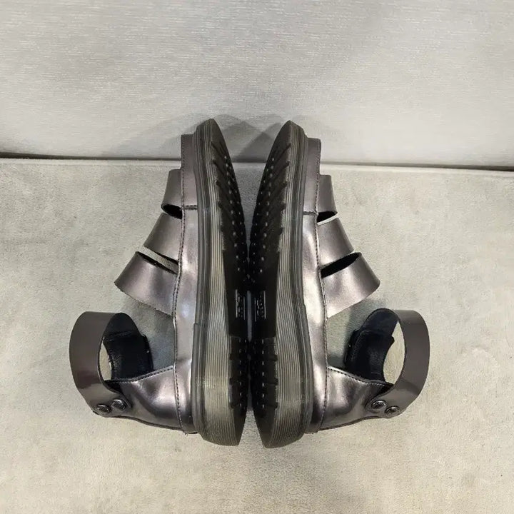 [BUNJANG] Dr. Martens Clarissa Metallic Sandals / 닥터마틴 클라리사 샌들 UK3 EU36 메탈릭 225