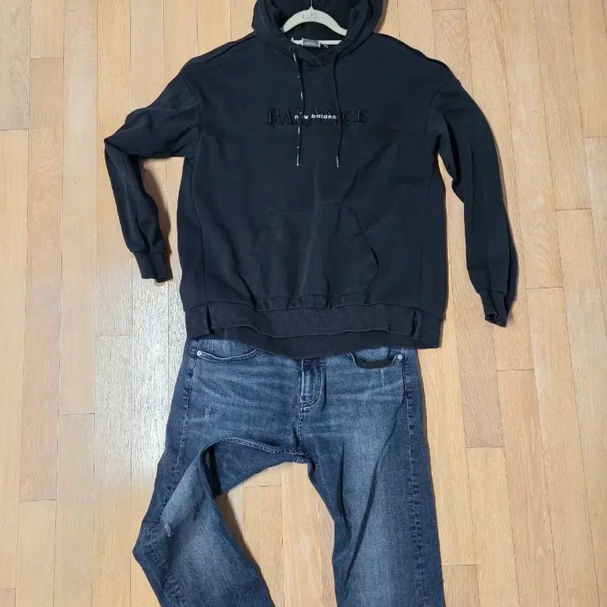 [BUNJANG] New Balance Black Hoodie M / 뉴발란스 블랙 후드티 M