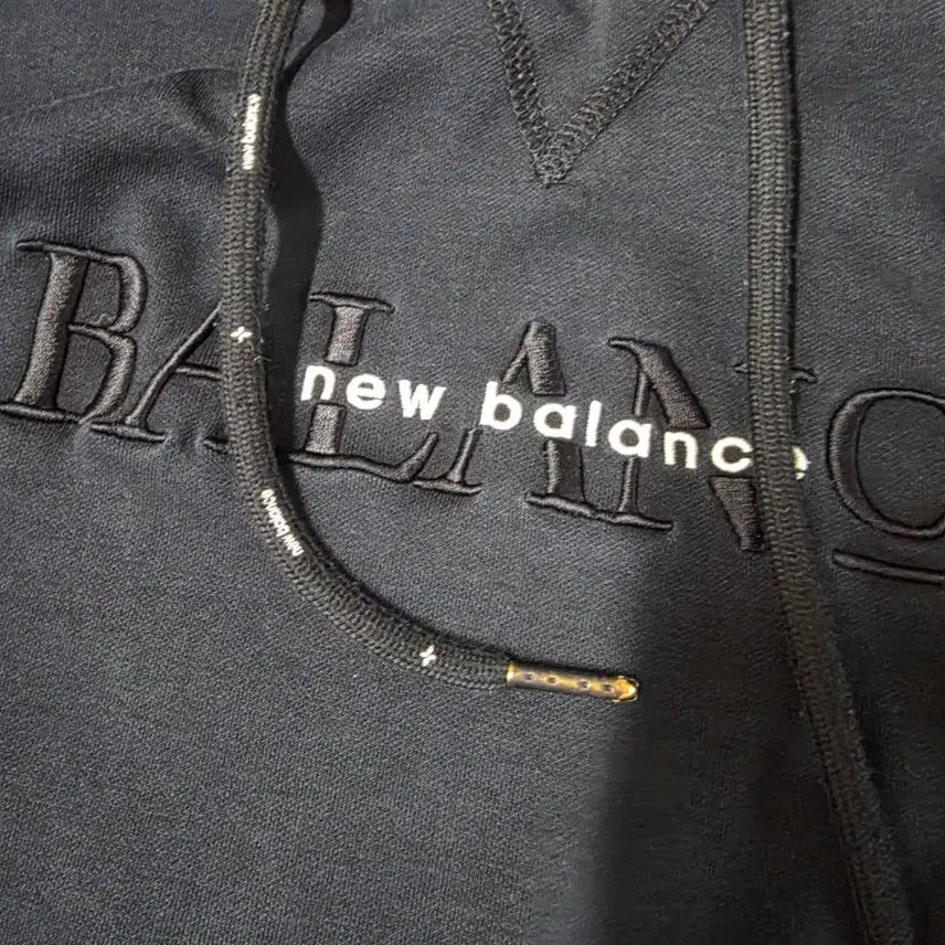 [BUNJANG] New Balance Black Hoodie M / 뉴발란스 블랙 후드티 M