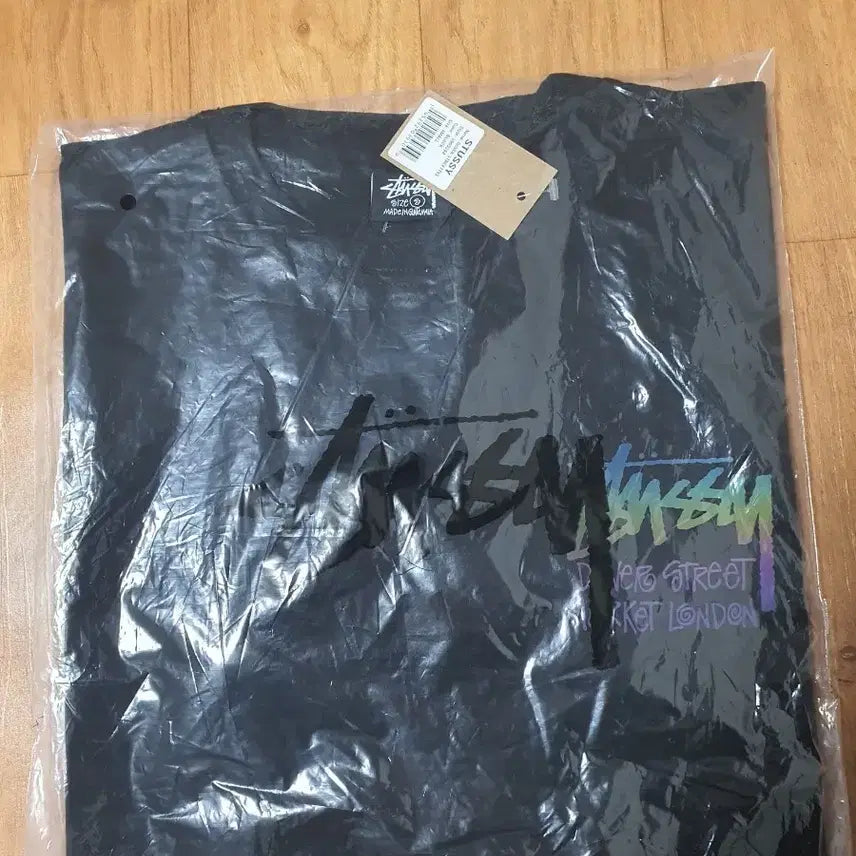 [BUNJANG] Stussy Hologram T-shirt Black (S) / 스투시 홀로그램 티셔츠 블랙 새상품s