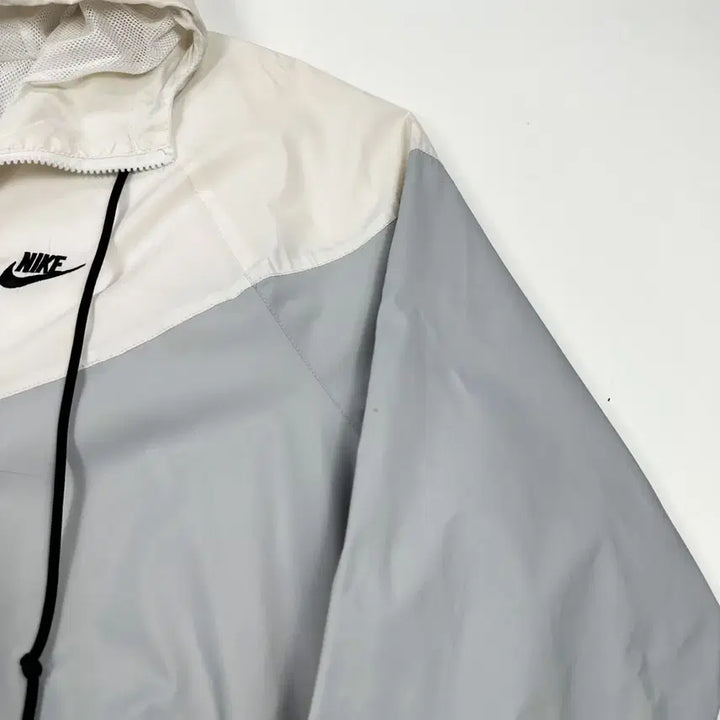 [BUNJANG] Nike Futura Windrunner Jacket (XL) / (오염존재, XL) 나이키 퓨추라 윈드러너 바람막이 자켓