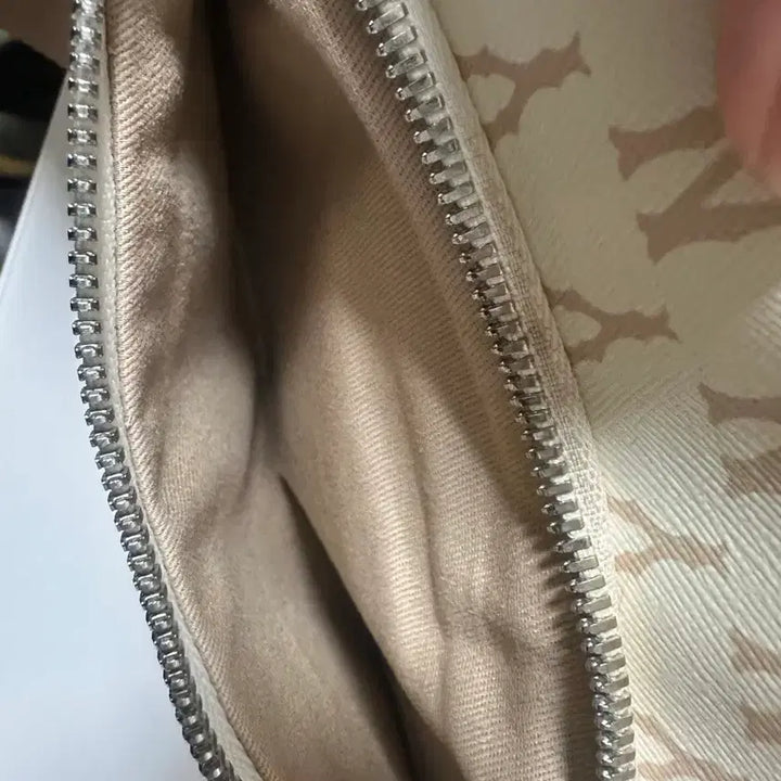 [BUNJANG] MLB Mickey Mouse Waist Bag / MLB 디즈니 미키마우스 힙색 호보 웨이스트백 가방