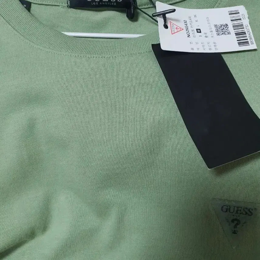 [BUNJANG] Guess Unisex Short Sleeve T-shirt (New) / Guess 반팔티 M 사이즈(새상품) 공용