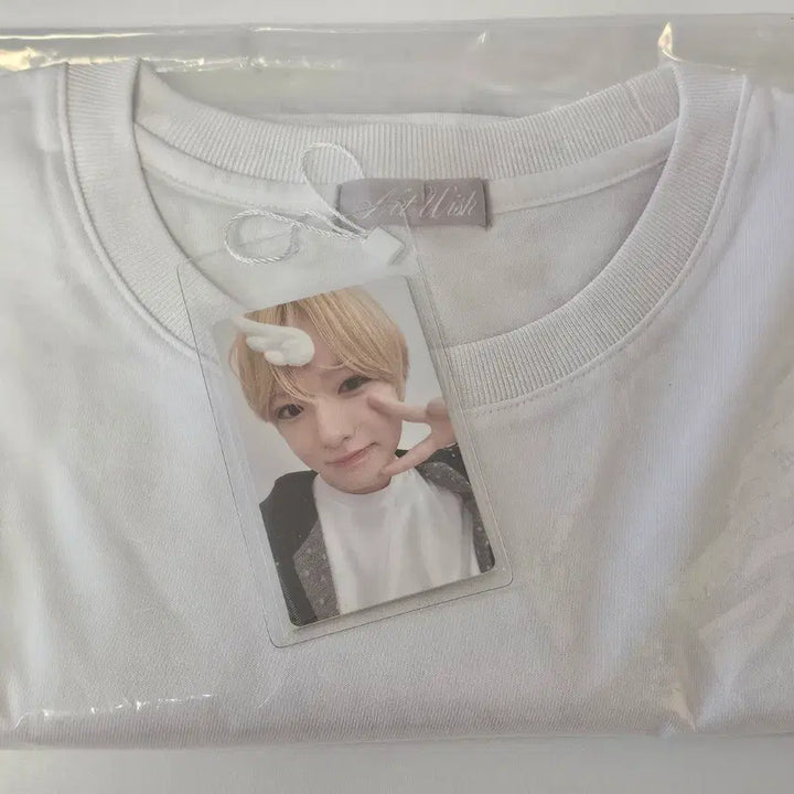 [BUNJANG] NCT WISH Sakuya Fanmeeting T-Shirt (Sealed) / 안전결제, 미개봉) 엔시티위시 팬미팅 티셔츠 사쿠야