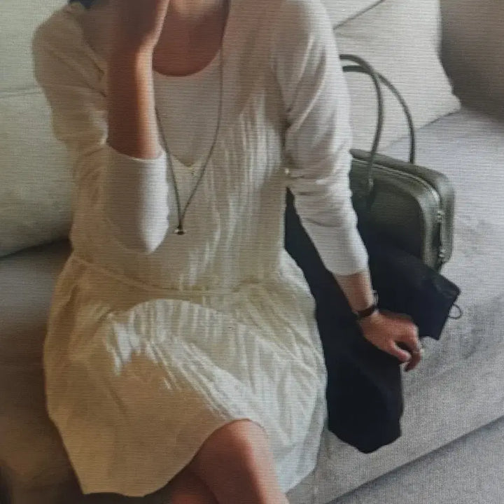 [BUNJANG] White/Ivory Pleated Mini Dress / (해외배송)화이트/아이보리 주름 미니 원피스