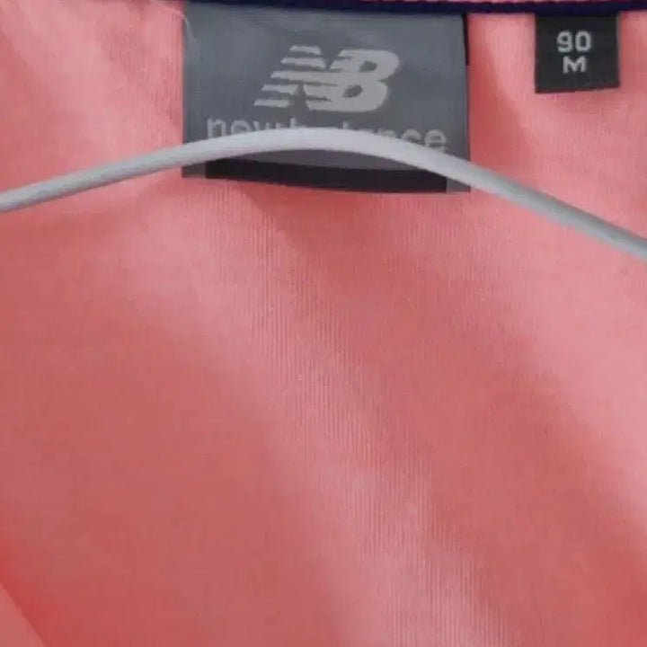 [BUNJANG] New Balance Hooded Zip-up Jacket (M) for Women / 뉴발란스 후드집업 90(m) 여성