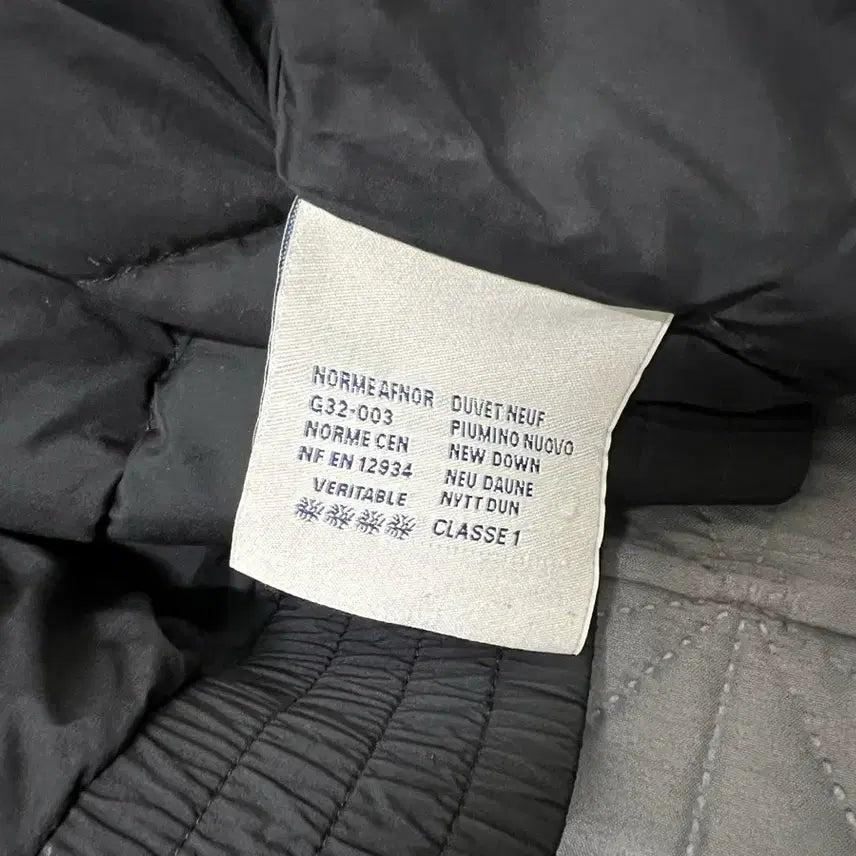 [BUNJANG] Moncler Lightweight Down Jacket / 몽클레어 경량패딩 4사이즈