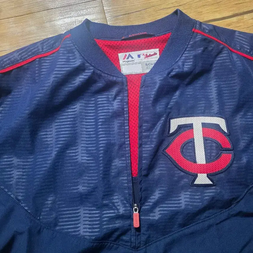 [BUNJANG] Majestic Minnesota Twins Windbreaker Jacket / 마제스틱 미네소타 트윈스 바람막이 S/CH