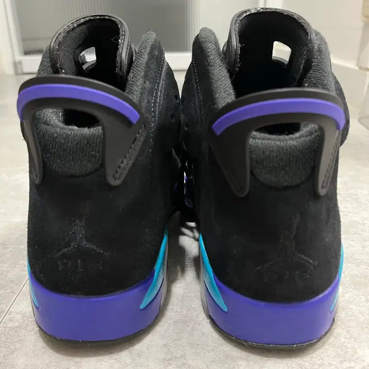 [BUNJANG] Nike Air Jordan 6 Aqua Sneakers / 조던6 아쿠아 265