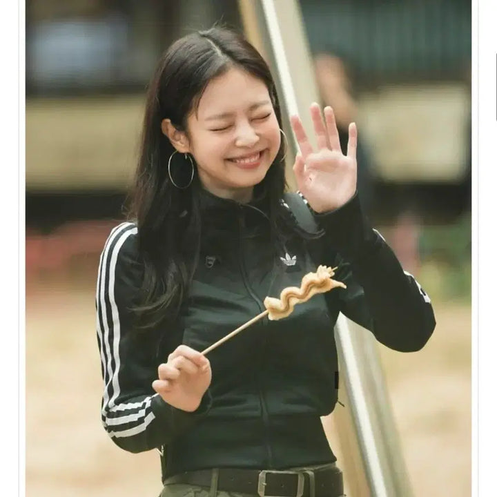 [BUNJANG] Adidas Jennie Track Top Jersey (S) / [1번착용한새제품무방] 아디다스 트랙탑 제니 져지 S 오리지널트랙탑