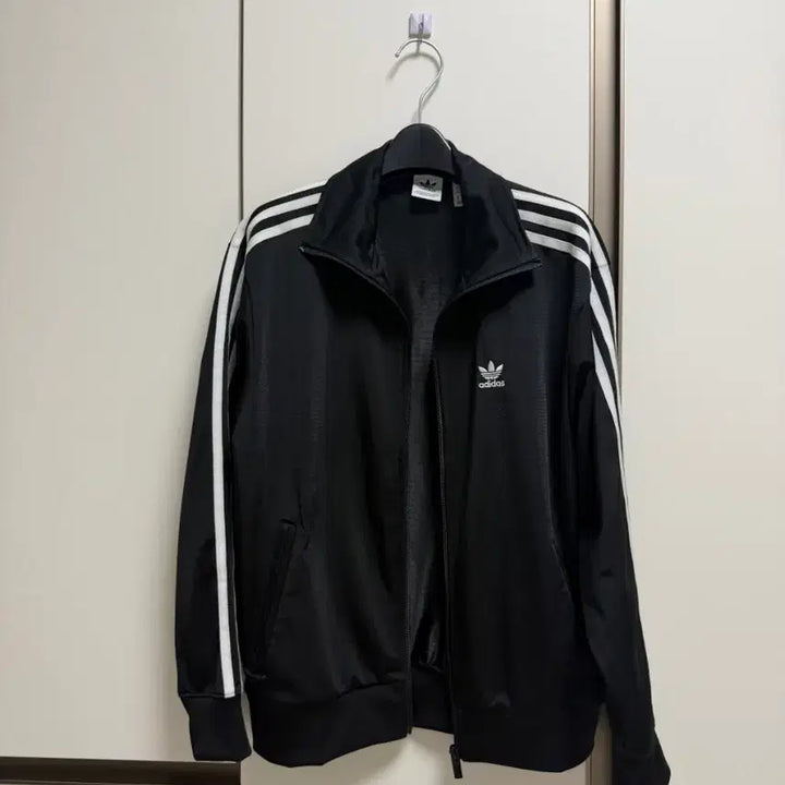 [BUNJANG] Adidas Jennie Track Top Jersey (S) / [1번착용한새제품무방] 아디다스 트랙탑 제니 져지 S 오리지널트랙탑