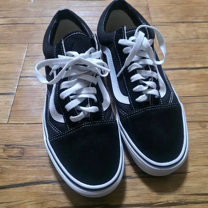 [BUNJANG] Vans Old Skool Black/White Sneakers / 반스 올드스쿨 블랙/화이트