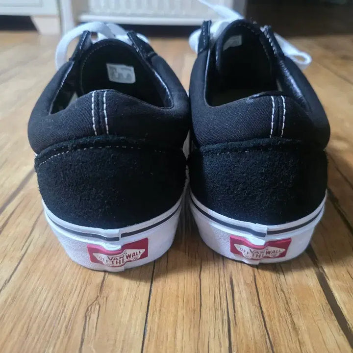 [BUNJANG] Vans Old Skool Black/White Sneakers / 반스 올드스쿨 블랙/화이트