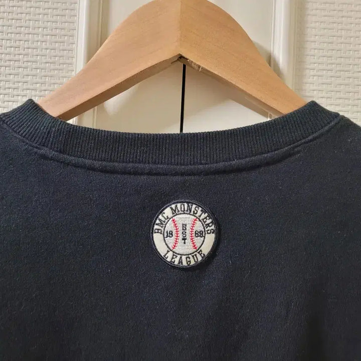 [BUNJANG] BMC Playmonsters Gold Logo Sweatshirt (M) / BMC 플레이몬스터즈 골드 로고 맨투맨 M 사이즈