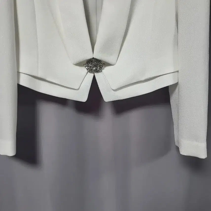 [SOLD OUT] LYNN 숏 재킷