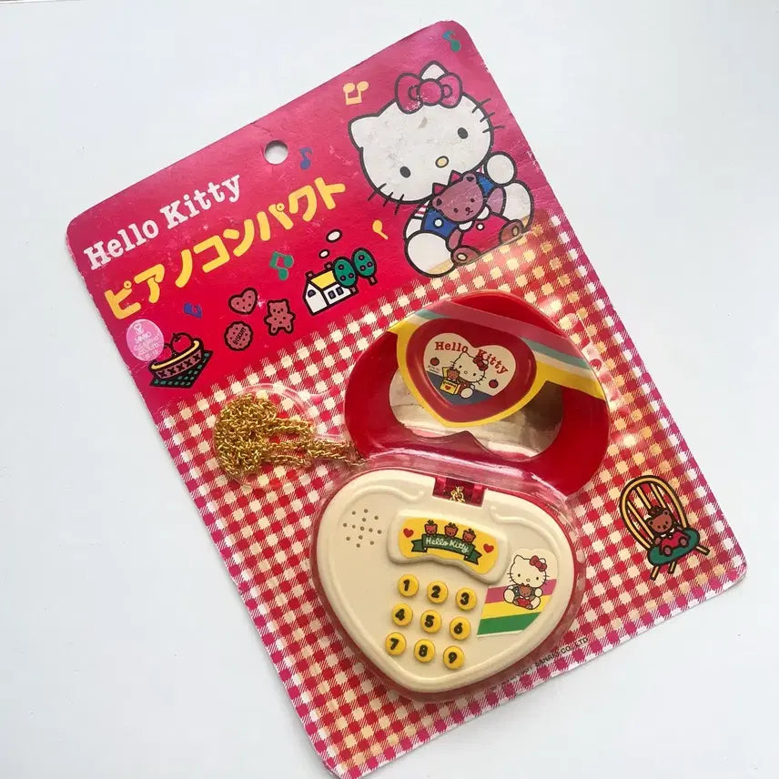 [BUNJANG] Hello Kitty Piano Compact Necklace Toy / 일본 정품 고전 헬로키티 피아노 콤팩트 장난감 문구