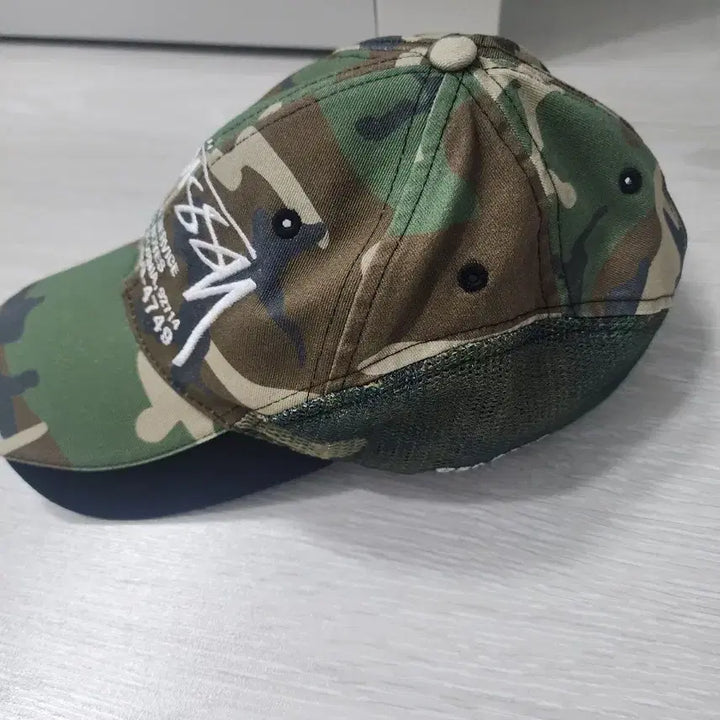 [SOLD OUT] 스투시 파츠앤서비스 메쉬캡 카모