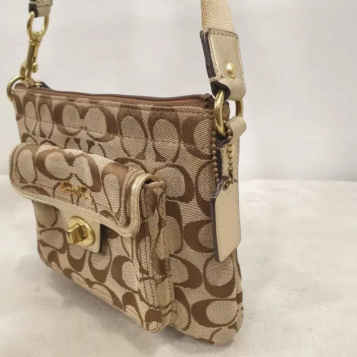 [BUNJANG] Coach Signature Crossbody Bag Brown Gold / 코치 시그니처 크로스백 브라운 골드