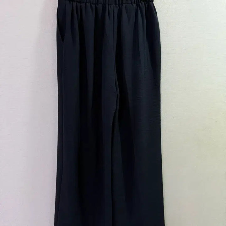 [SOLD OUT] 남색 슬랙스 67사이즈
