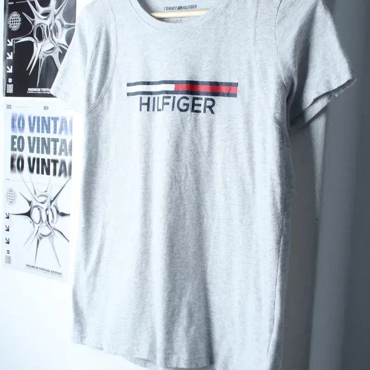 [SOLD OUT] W(L-XL) 타미힐피거 반팔 티셔츠 빅로고 그레이 올드스쿨-185FF