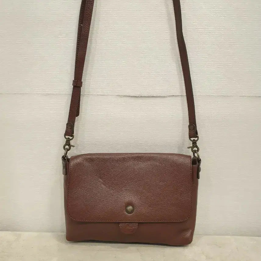 [BUNJANG] Montsac Leather Crossbody Bag Dark Brown / 몽삭 가죽 크로스백 다크브라운