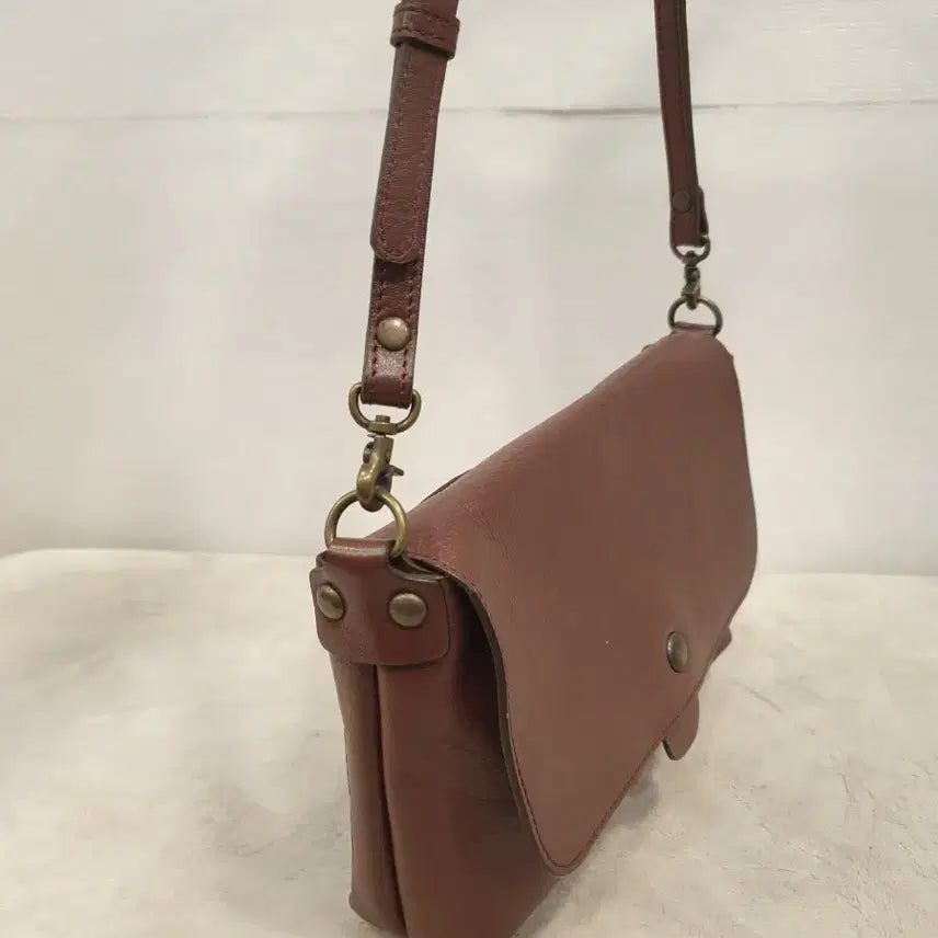 [BUNJANG] Montsac Leather Crossbody Bag Dark Brown / 몽삭 가죽 크로스백 다크브라운