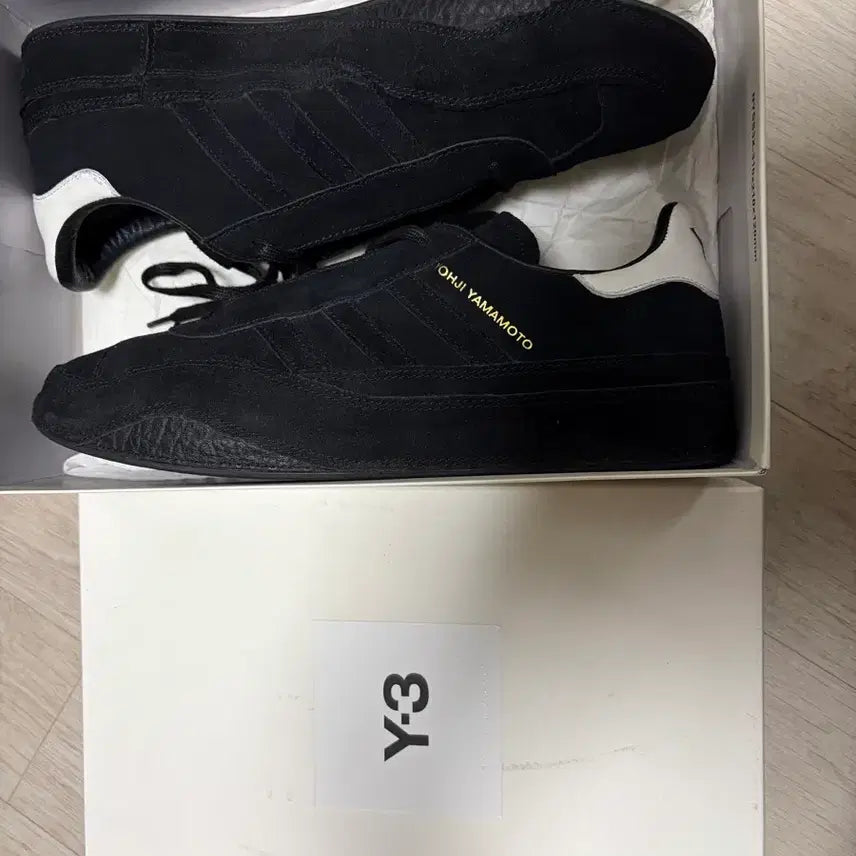 [SOLD OUT] Y-3 요지 야마모토 가젤 블랙 스니커즈