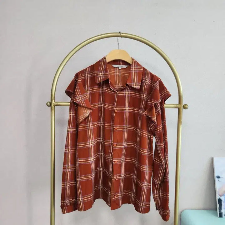 [BUNJANG] On&amp;On Check Blouse / 온앤온  체크 브라우스