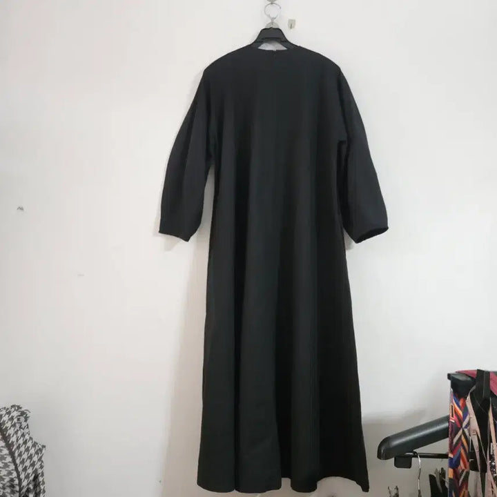 [BUNJANG] Black Long Dress 3/4 Sleeves / 블랙 롱 원피스 7부 소매