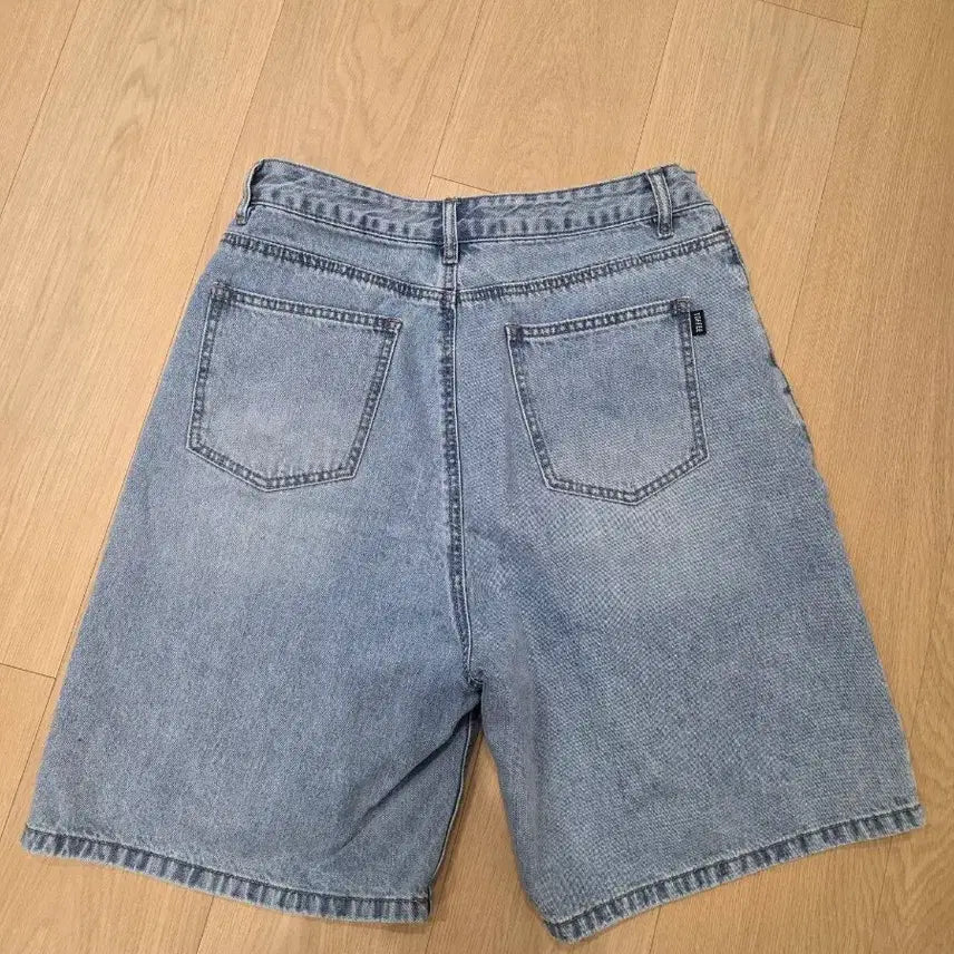 [BUNJANG] TOPI-Washed Half Denim Pants (Light Blue) - M / 토피-워시드 하프 데님 팬츠 (LIGHT BLUE)_(M)