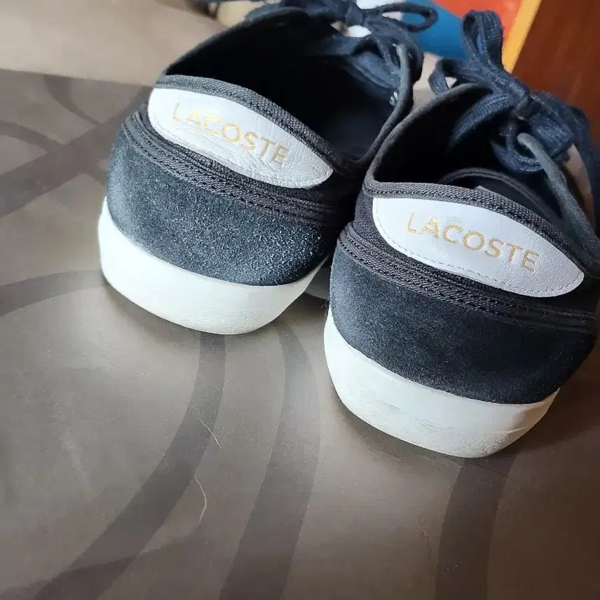 [BUNJANG] Lacoste Sneakers (Size 39.5) / 라코스테운동화39.5