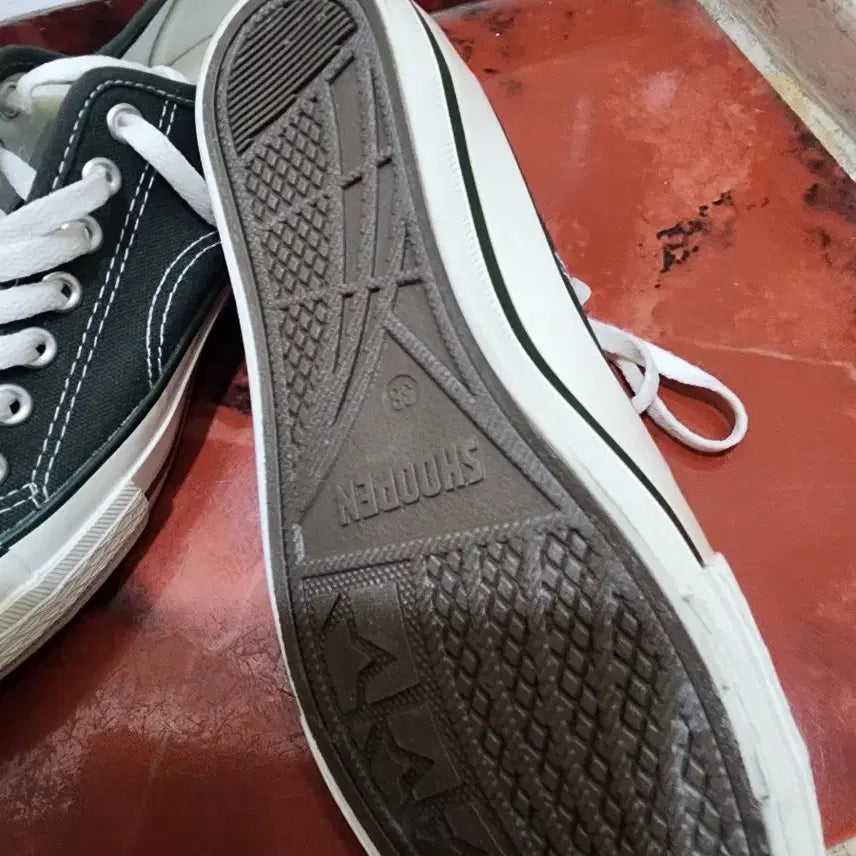 [BUNJANG] Dark Green Converse Style Sneakers / 다크그린 컨버스 스타일 스니커즈