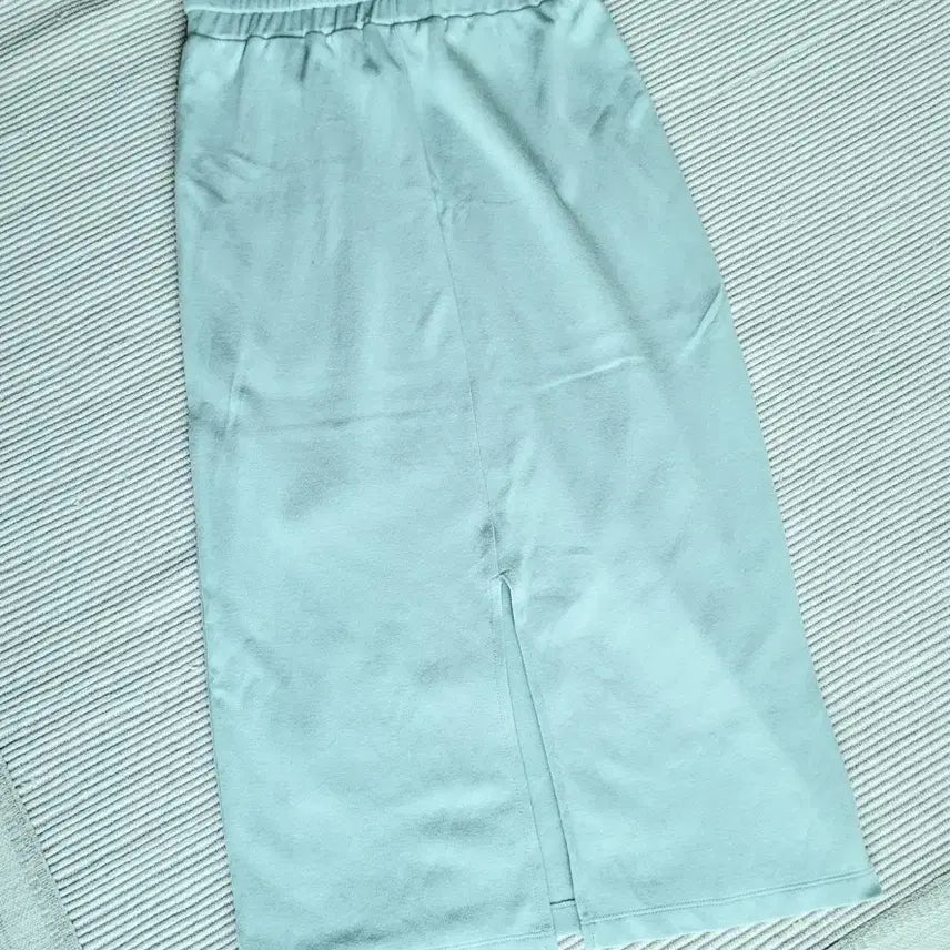 [BUNJANG] Guess Mint Midi Skirt - Size S / 게스 민트색 스커트 S