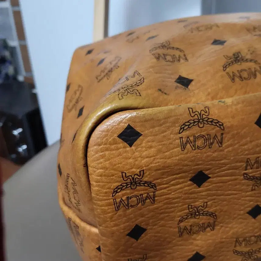 [BUNJANG] MCM Logo Tote Bag / MCM 로고 토트백 성주택 있어요