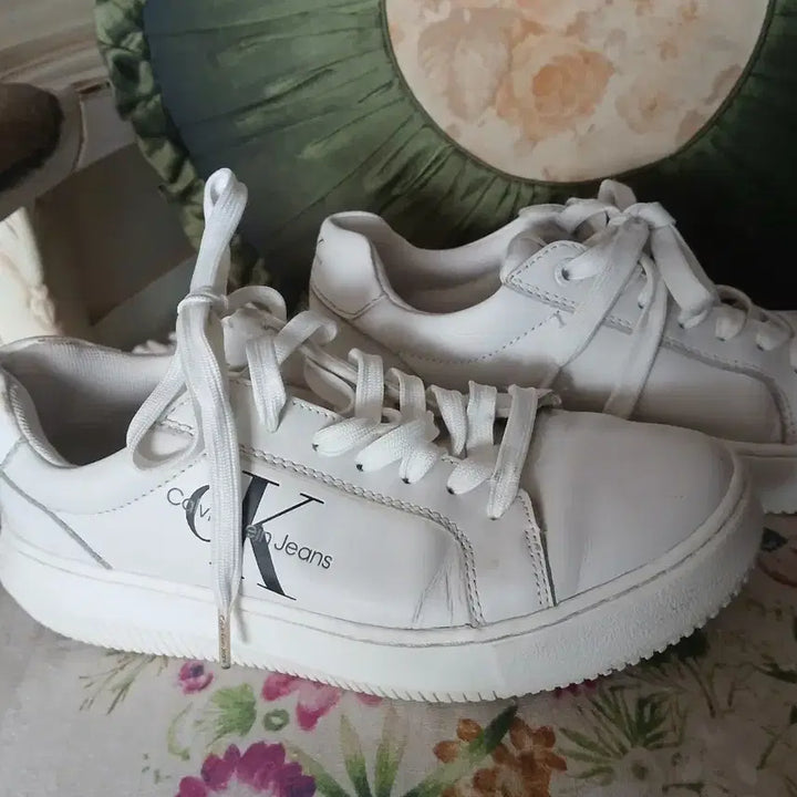 [BUNJANG] Calvin Klein White Sneakers Size 235 / 캘빈클라인 흰색 스니커즈 운동화235