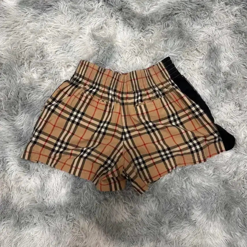 [BUNJANG] Burberry Check Shorts / 버버리 체크 반바지 판매합니다