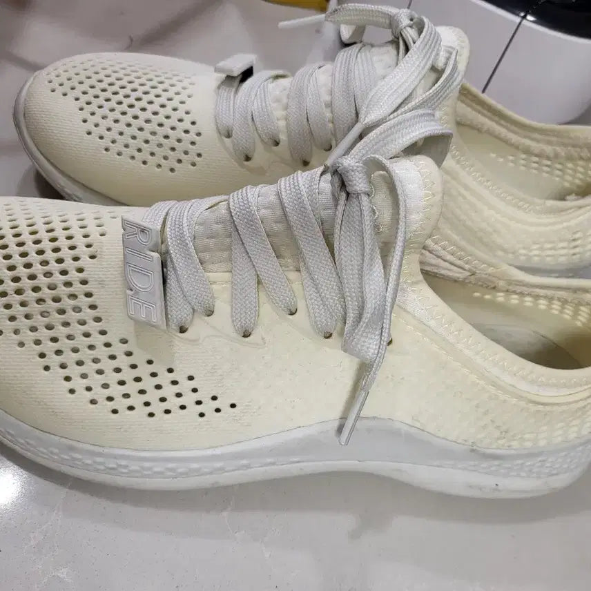 [BUNJANG] Crocs Literide 360 Pacer Almost White Women&