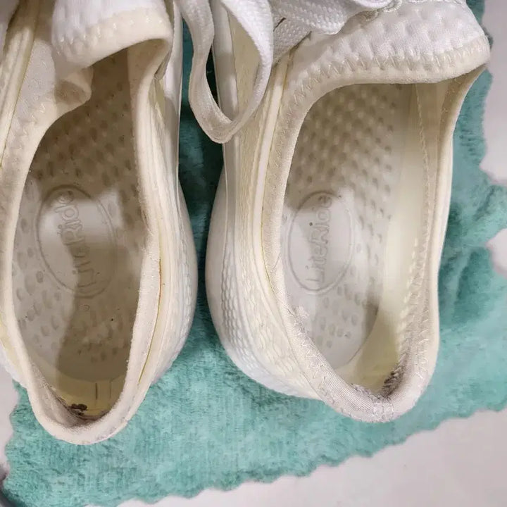 [BUNJANG] Crocs Literide 360 Pacer Almost White Women&