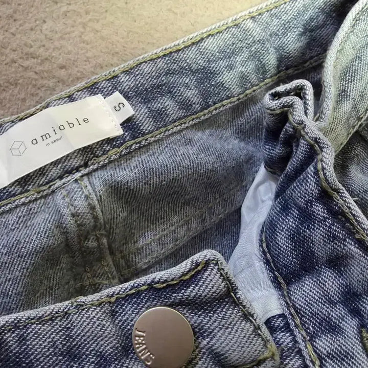 [BUNJANG] Unbranded Wide Tucked Jeans - Small / 앞핀턱 와이드진 새거 스몰
