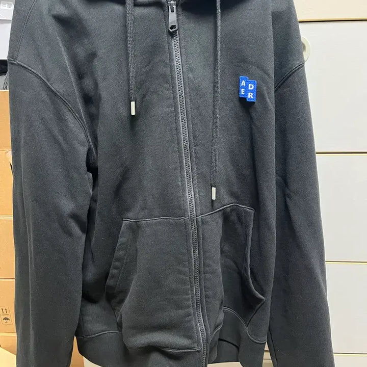 [SOLD OUT] 아더에러 후드집업 m