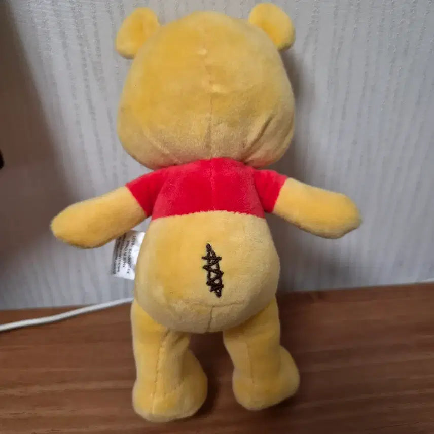 [BUNJANG] Disney nuiMOs Winnie the Pooh Plush / 디즈니의 누이모즈(nuiMOs) 곰돌이 푸
