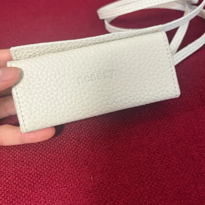 [BUNJANG] Necessary Lipstick Bag Ivory / 네세서리 립스틱 백 아이보리