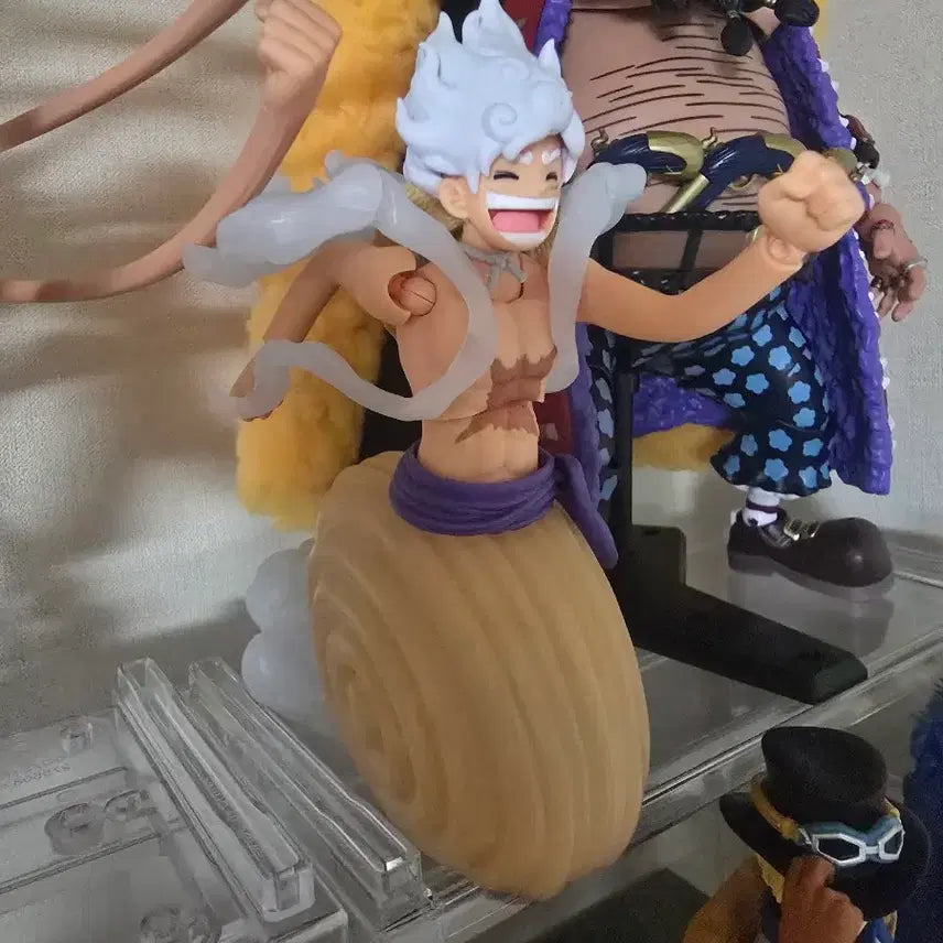 [BUNJANG] Bandai Tamashii Nations S.H.Figuarts One Piece Egghead Monkey D. Luffy - Gear 5 (Nika) / SHF 원피스 에그헤드 니카 기어5 혼웹 판매합니다.