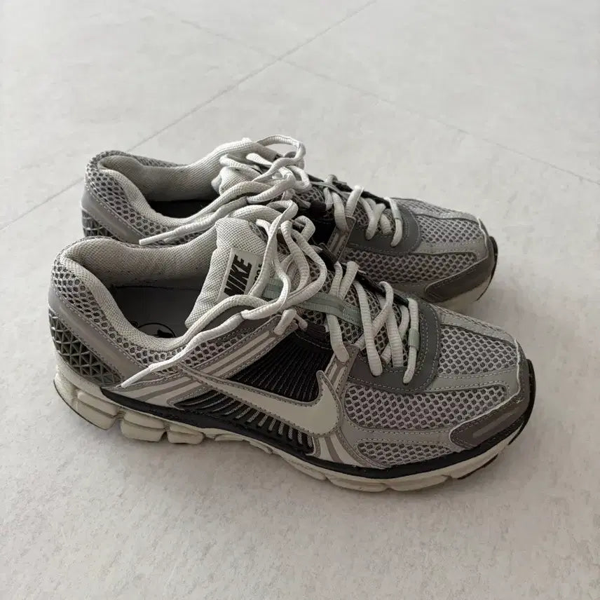 [BUNJANG] Nike Zoom Vomero 5 "Cobblestone" Women&