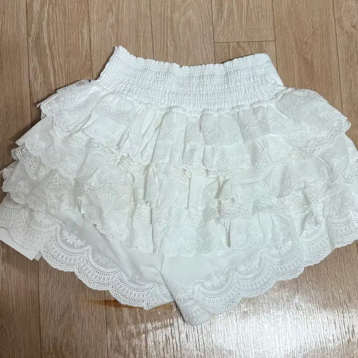 [BUNJANG] Lace Tulle Skirt White / 새상품) 레이스 튜튜 팬츠 스커트 화이트