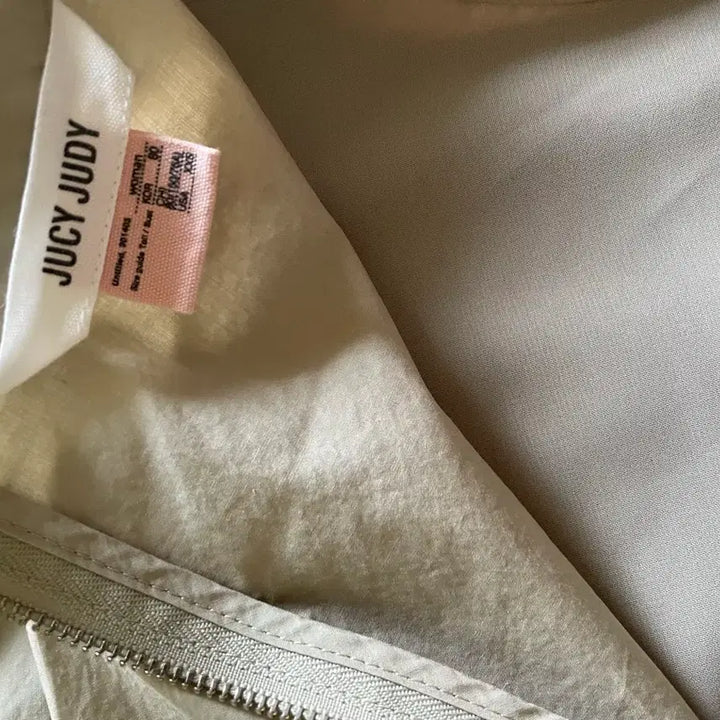 [BUNJANG] Juicy Judy Beige Short Sleeve Shirt Dress / 쥬시쥬디 베이지색 반팔 셔츠 원피스