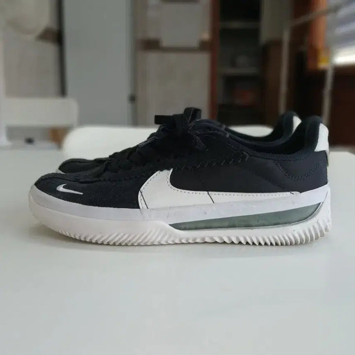 [BUNJANG] Nike SB Blue Ribbon Sneakers / 나이키 SB 블루리본 스니커즈 230